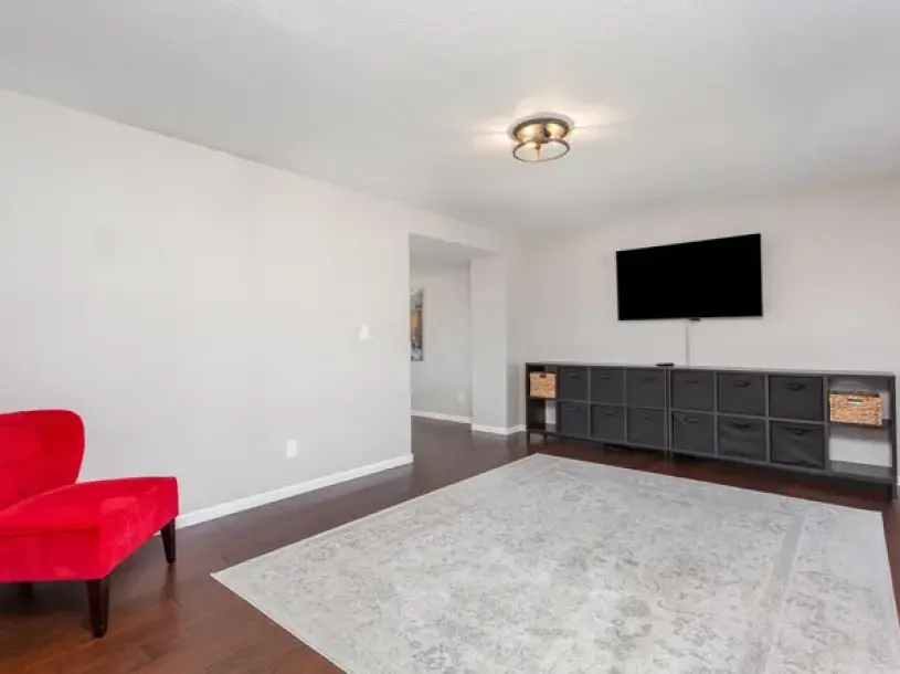 4 Bedroom Apartment 5773 Hargus Ct-4