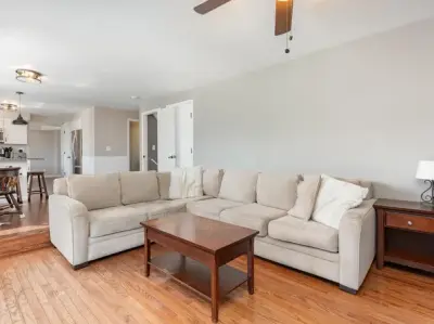 4 Bedroom Apartment 5773 Hargus Ct