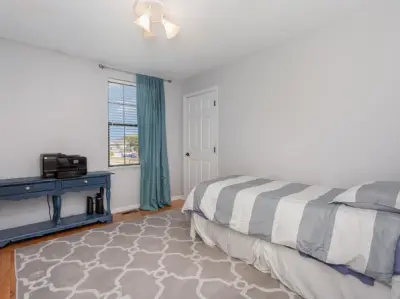 4 Bedroom Apartment 5773 Hargus Ct