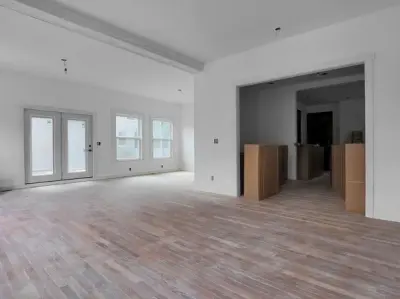 4 Bedroom Apartment 414 S Court St