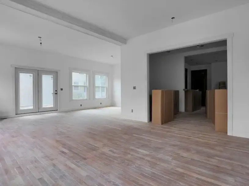 4 Bedroom Apartment 414 S Court St-4