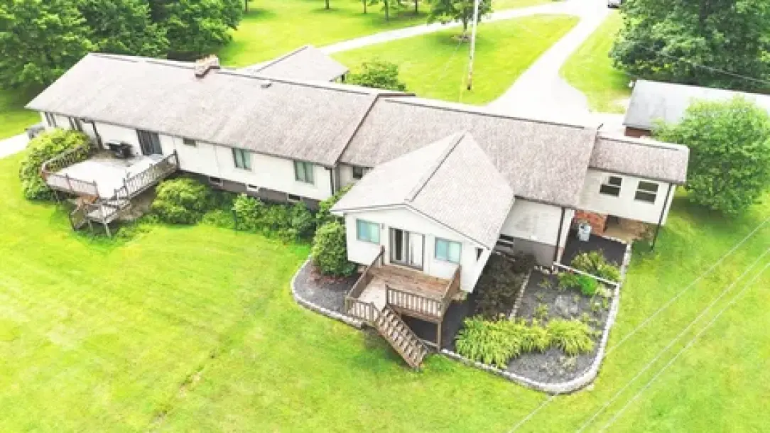 16770 Bridge Rd, Middlefield, OH 44062-19