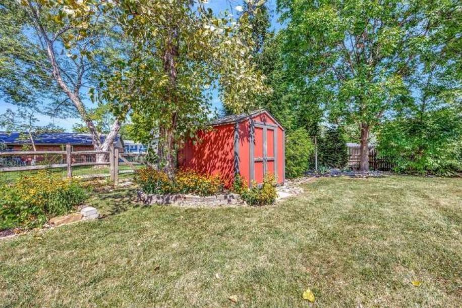 873 Tradewind Dr, Mason, OH 45040-3