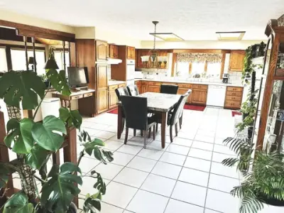 16770 Bridge Rd, Middlefield, OH 44062