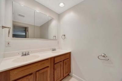 873 Tradewind Dr, Mason, OH 45040