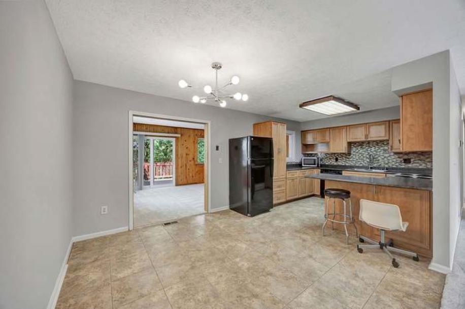 873 Tradewind Dr, Mason, OH 45040-15