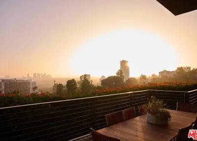 8951 St Ives Dr, West Hollywood, CA 90069