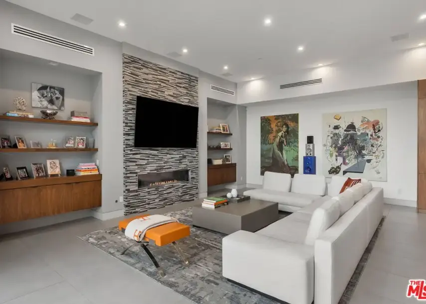 1527 Rising Glen Rd, Los Angeles, CA 90069-12