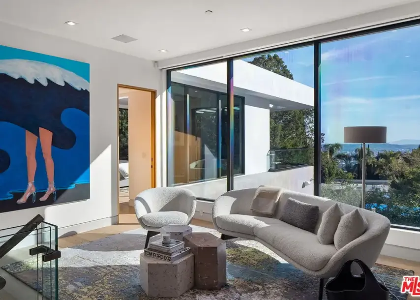 1527 Rising Glen Rd, Los Angeles, CA 90069-15