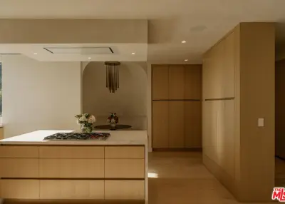 1778 Viewmont Dr, Los Angeles, CA 90069