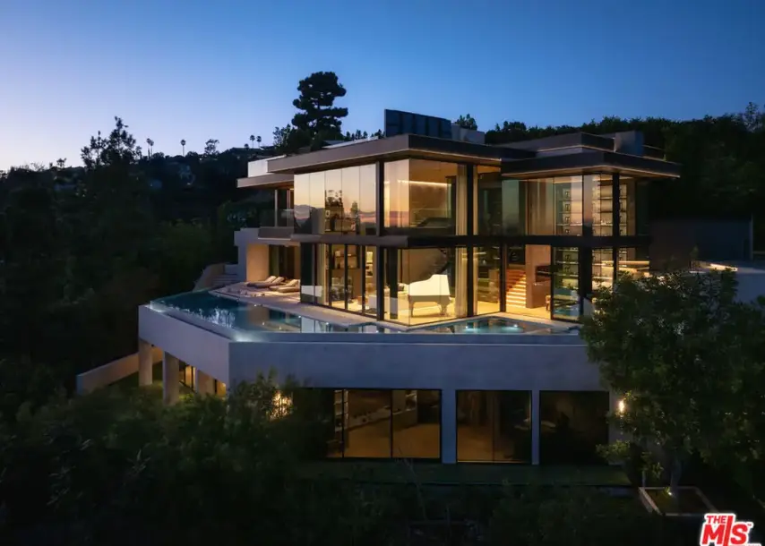 9126 Cordell Dr, Los Angeles, CA 90069-1